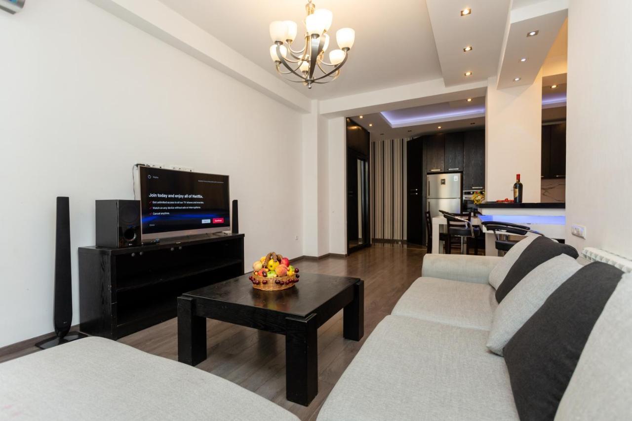 Two Bedroom Apartment In The City Center Tbilisi Exteriér fotografie